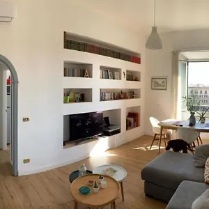 Apartamento Attico In San Giovanni Laterano, Roma